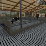 large cowshed with bale acceptance and 500 animals v1.2 fs22 5